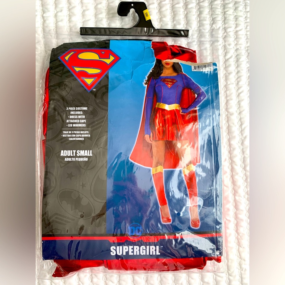 Supergirl Women’s Costume Sz Small